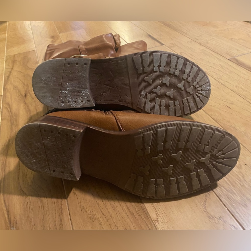 Brown Flat Boots - image 6